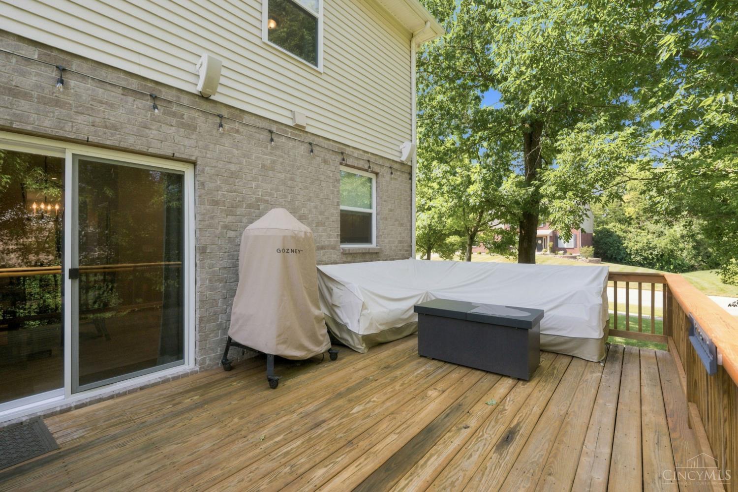 6687 Tree View Drive