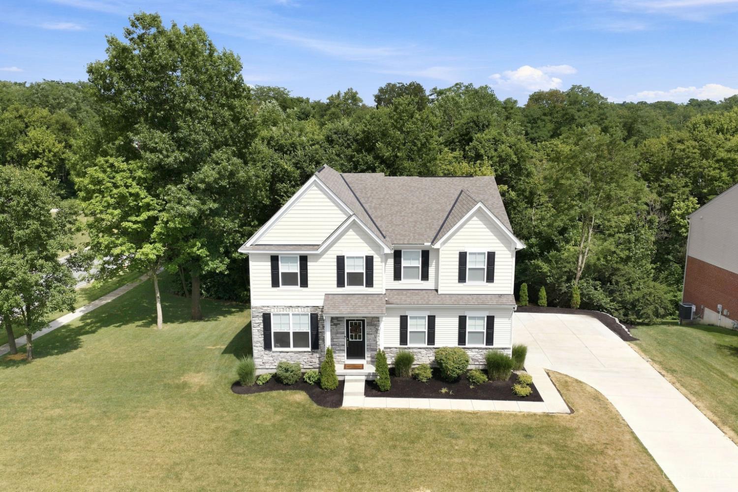 6687 Tree View Drive