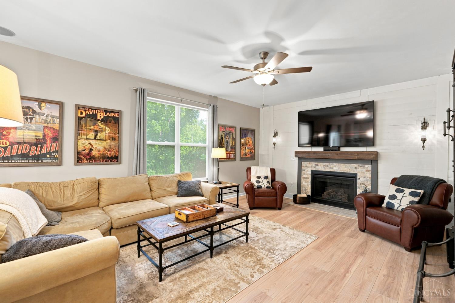 6687 Tree View Drive