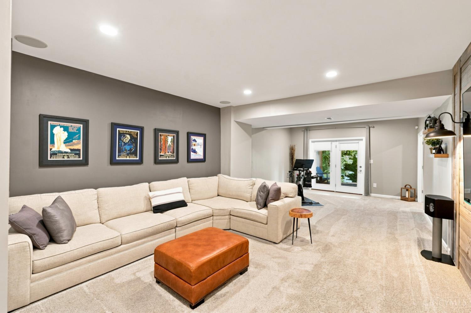 6687 Tree View Drive