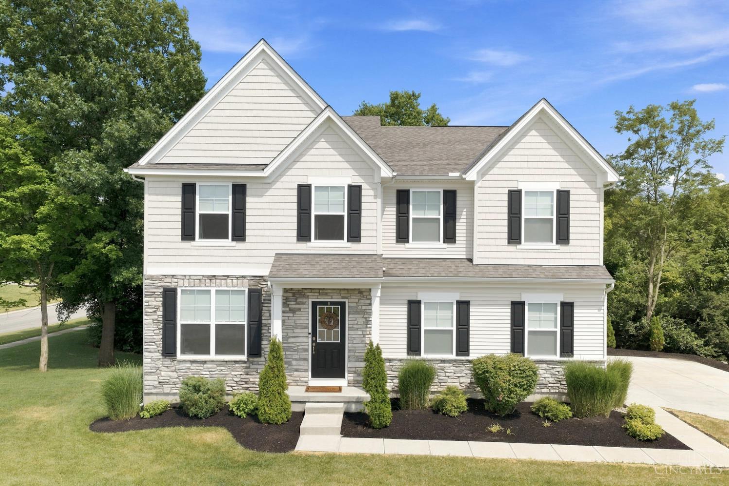 6687 Tree View Drive