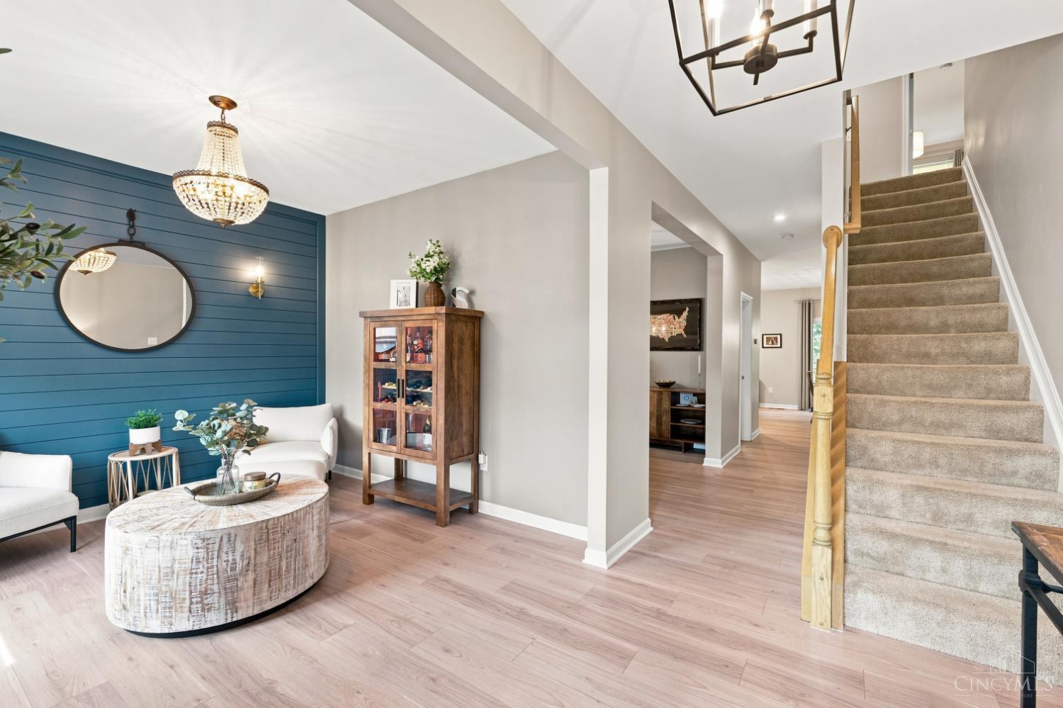 6687 Tree View Drive