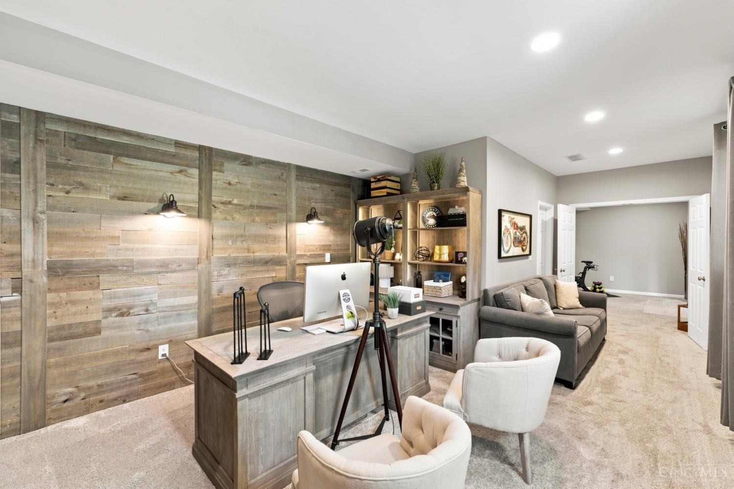6687 Tree View Drive
