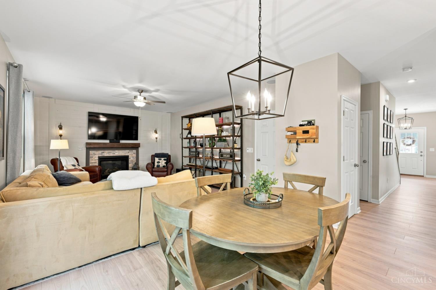 6687 Tree View Drive