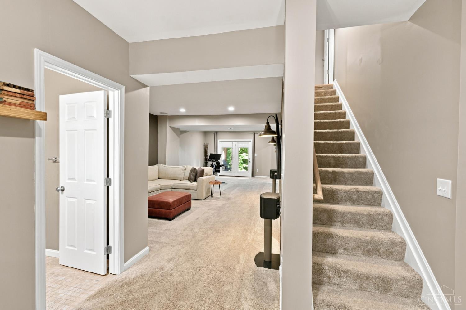 6687 Tree View Drive