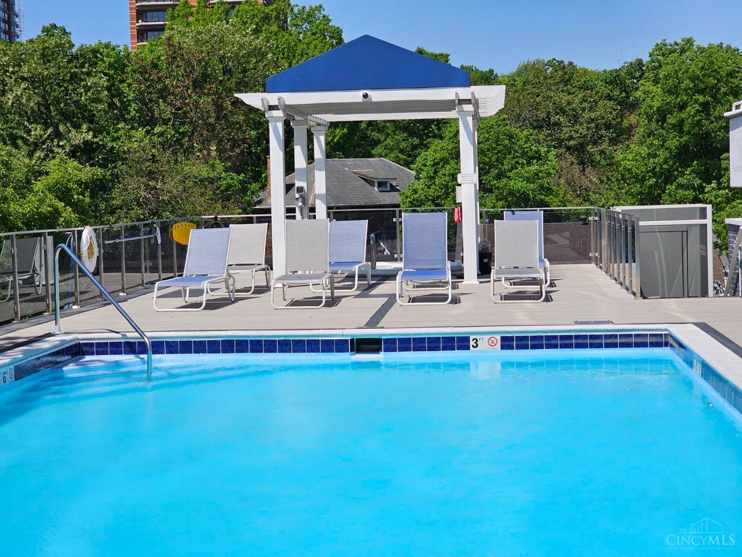 2200 Victory Parkway Unit: 2104