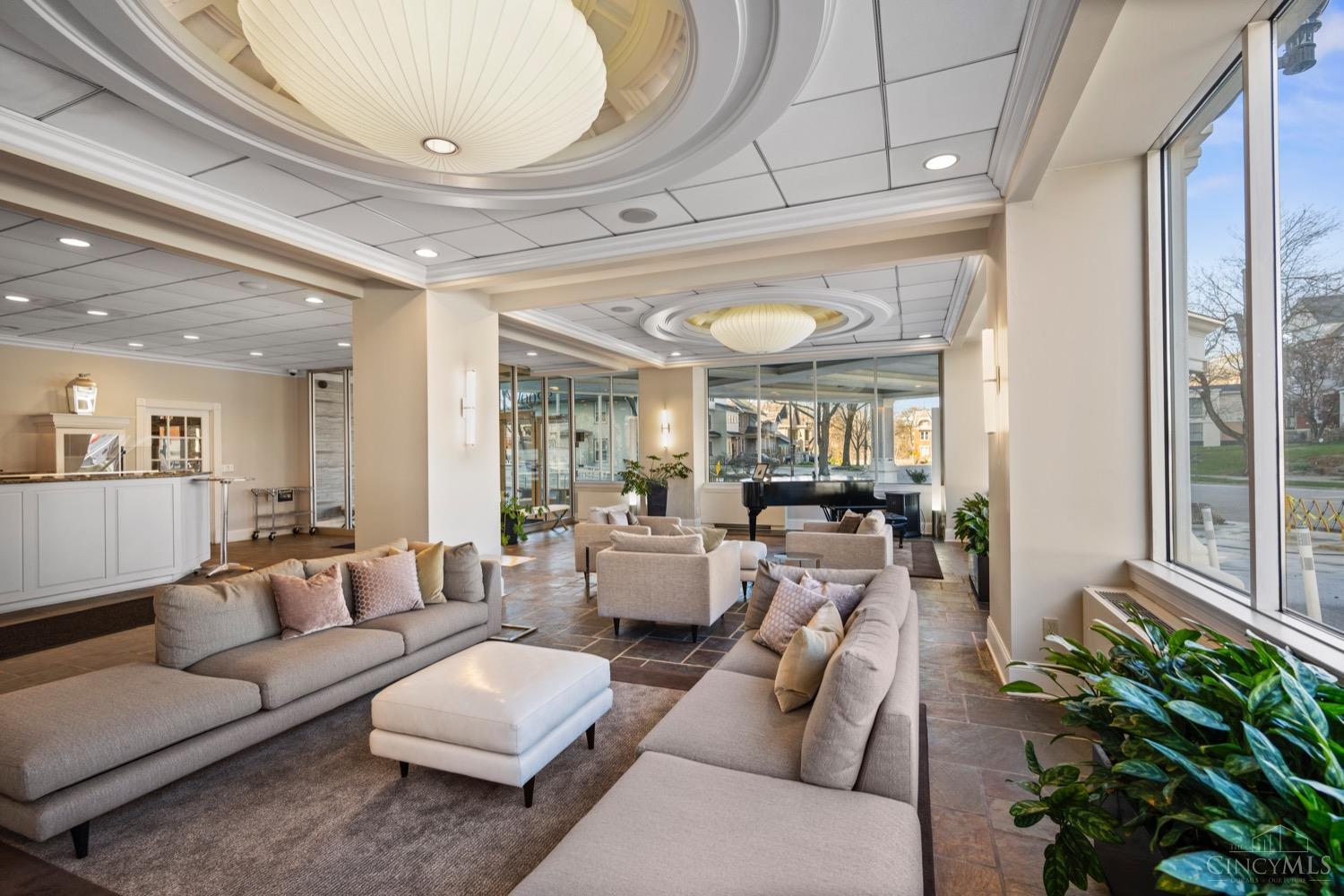 2200 Victory Parkway Unit: 2104