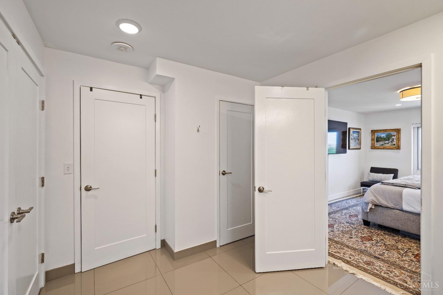 2200 Victory Parkway Unit: 2104