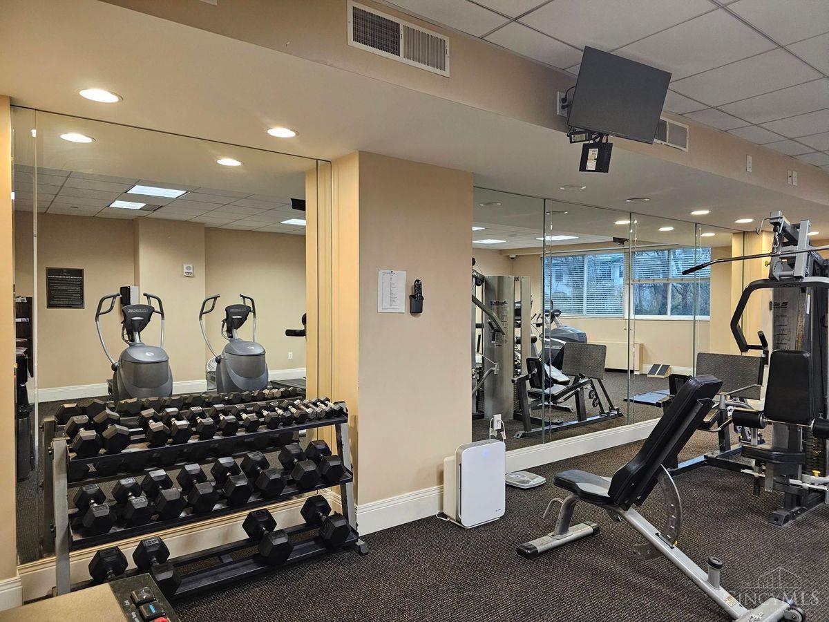 2200 Victory Parkway Unit: 2104
