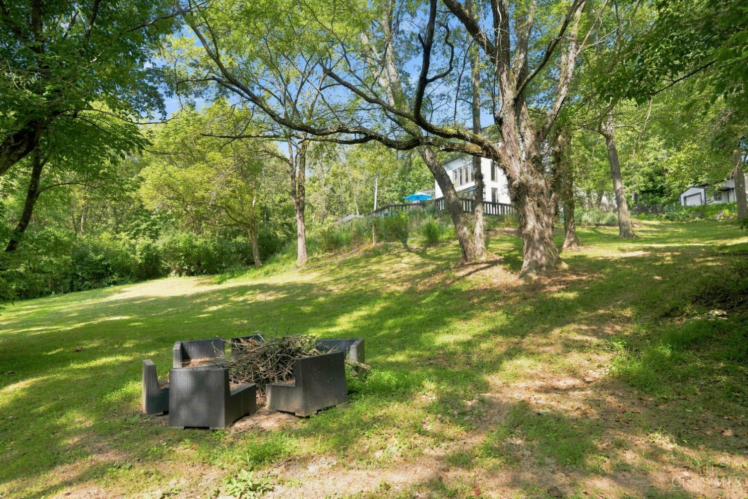 11627 Bank Road