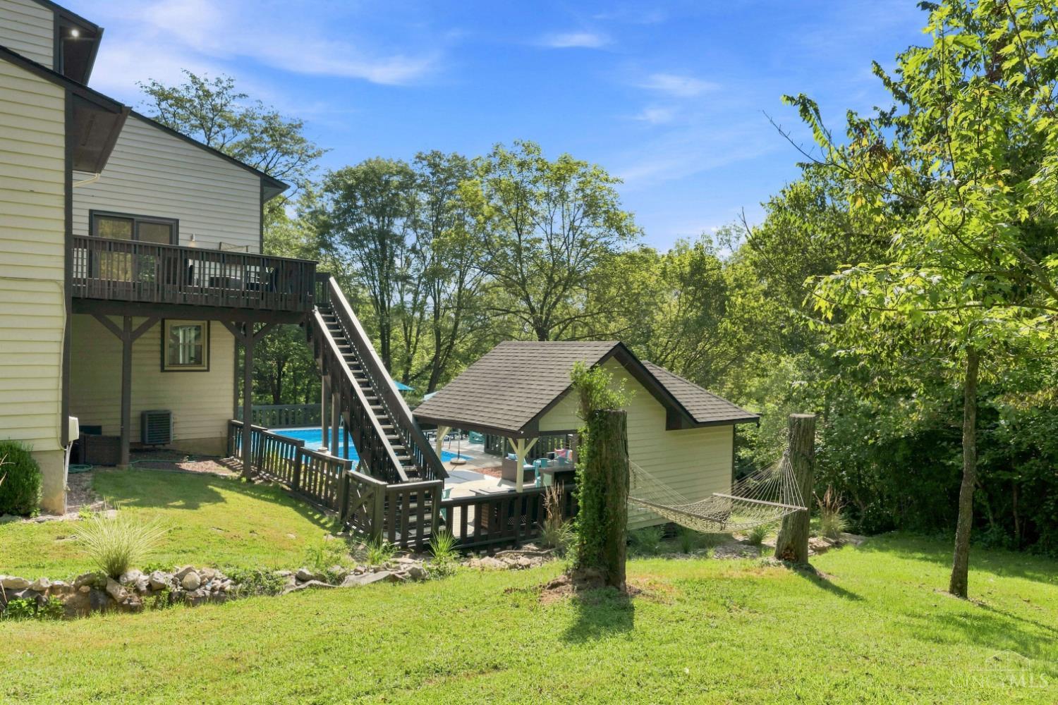 11627 Bank Road