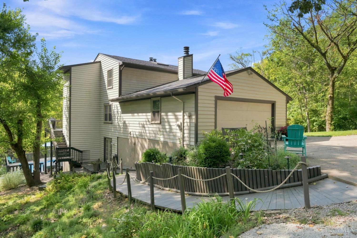 11627 Bank Road