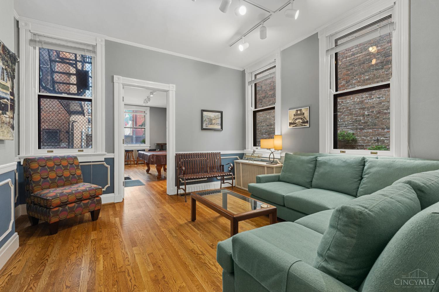 20 W 9th Street