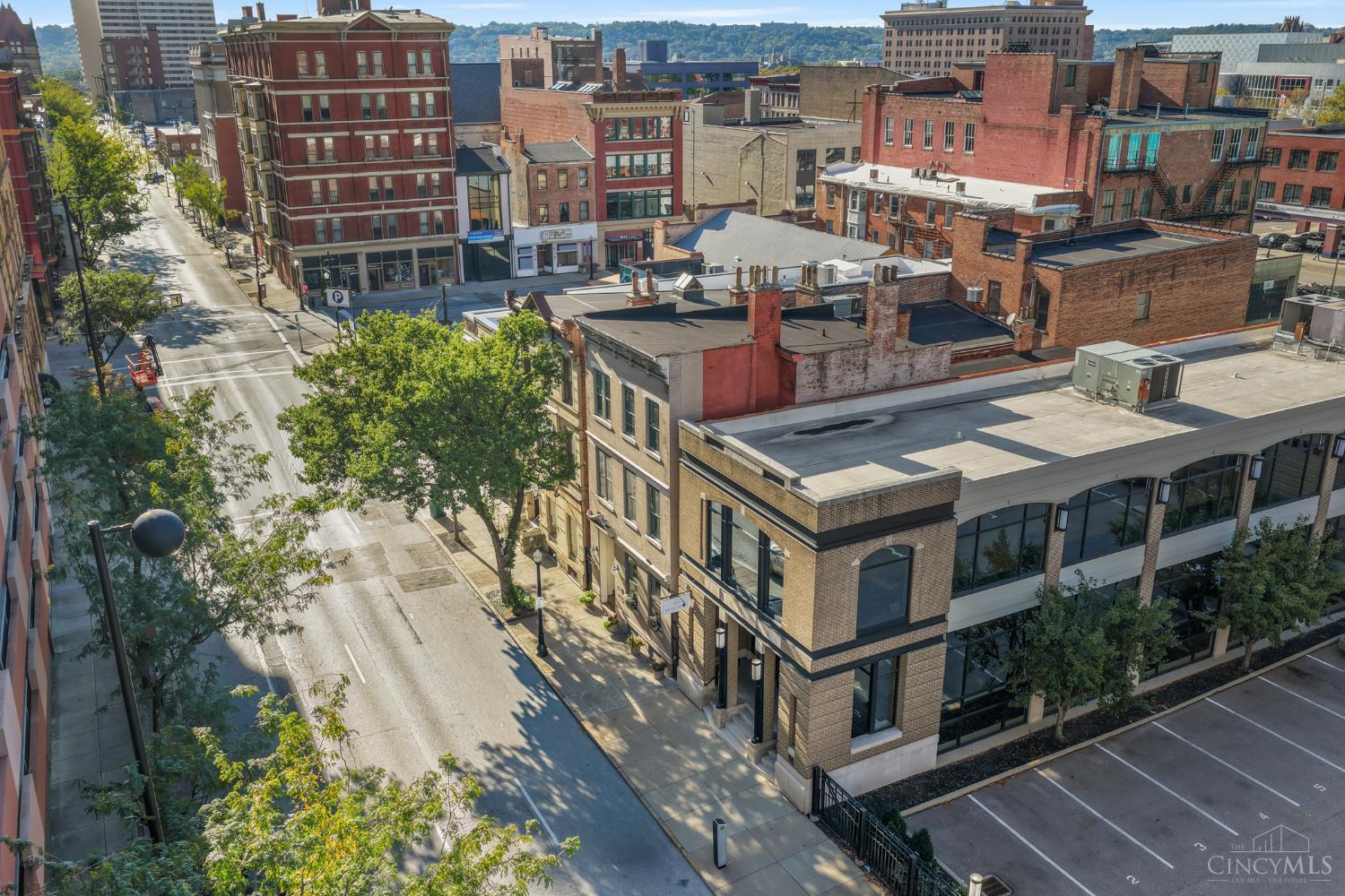 20 W 9th Street