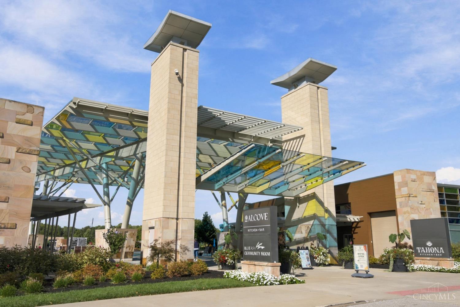 4252 Parkview Drive Unit: 1B