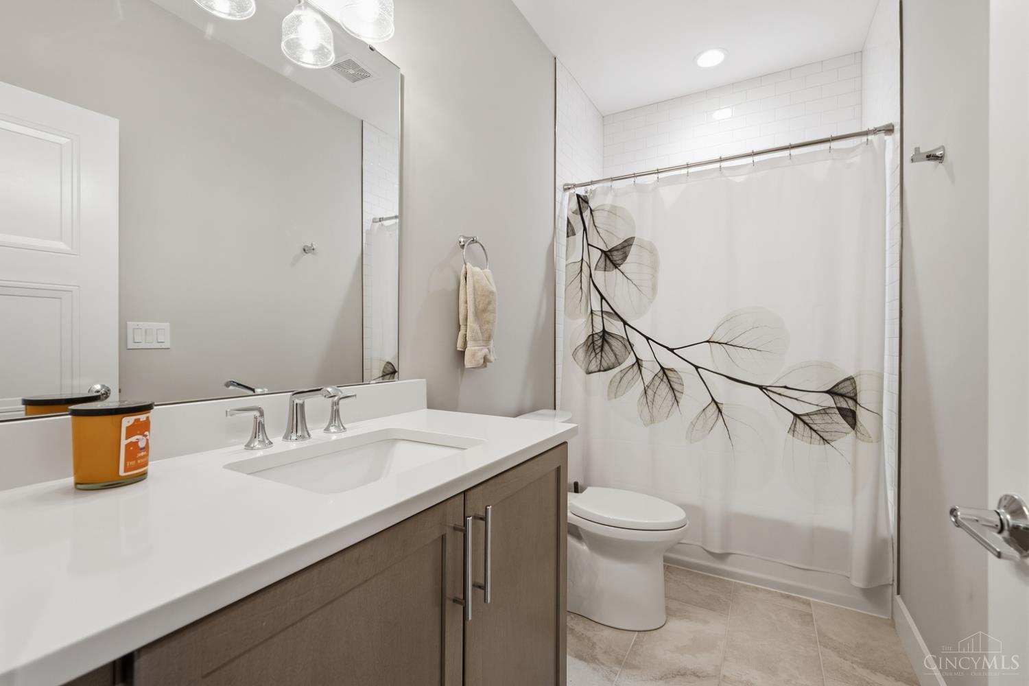 4252 Parkview Drive Unit: 1B