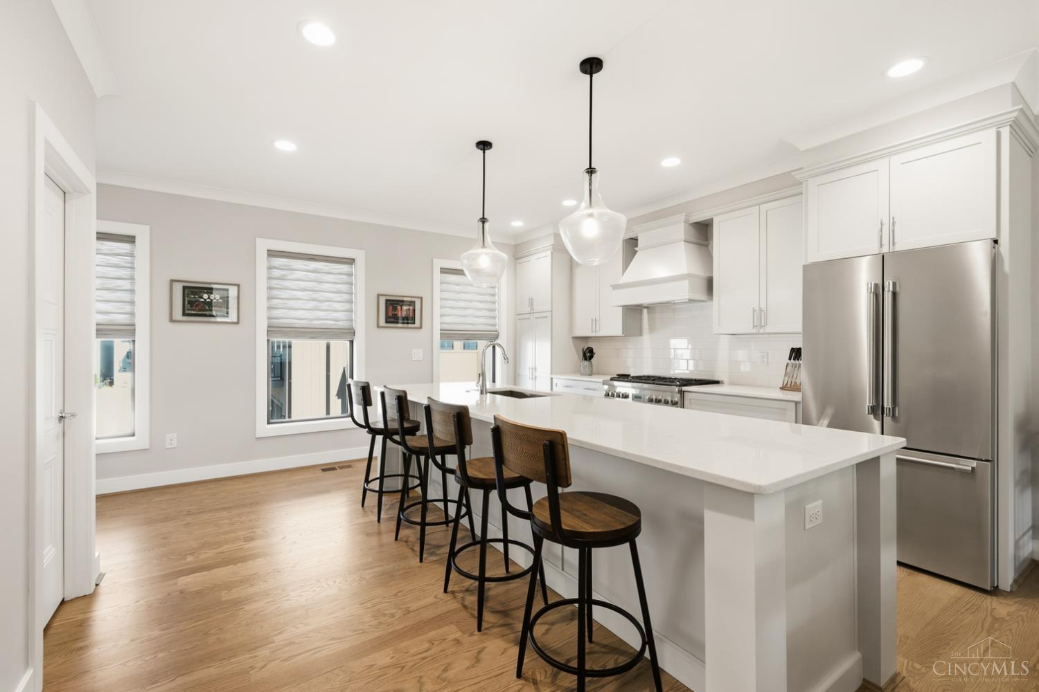 4252 Parkview Drive Unit: 1B