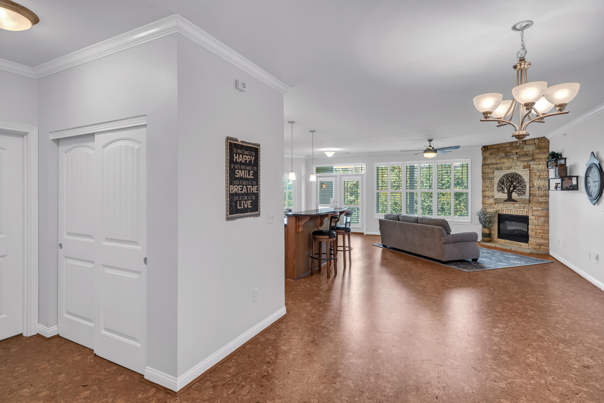 422 Riverpointe Drive, 2