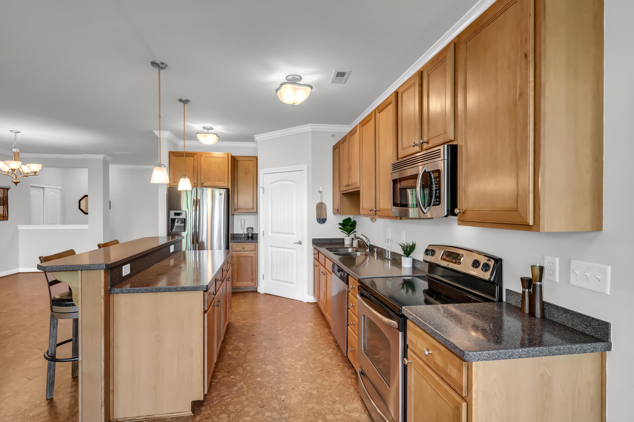 422 Riverpointe Drive, 2