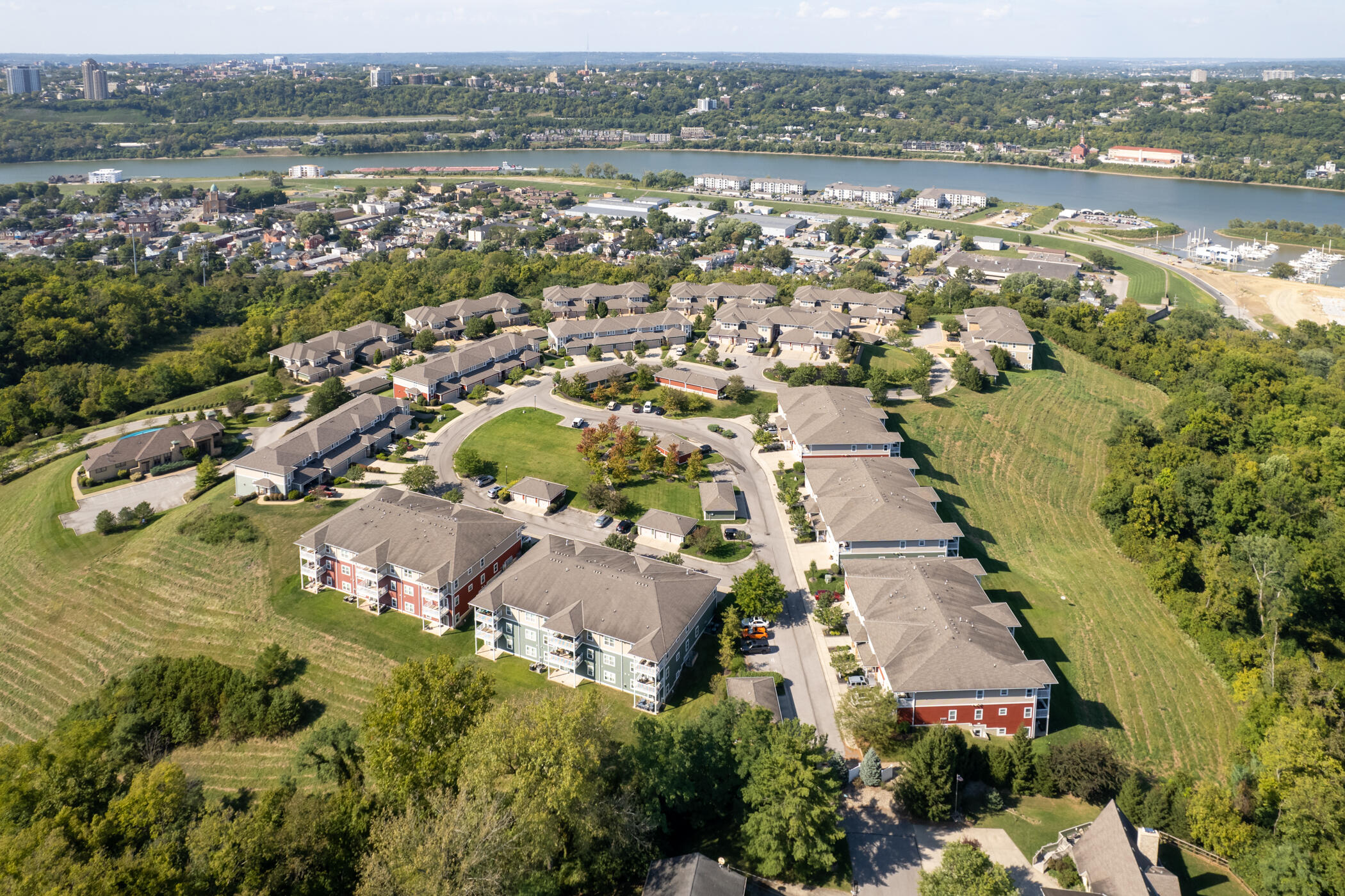 422 Riverpointe Drive, 2