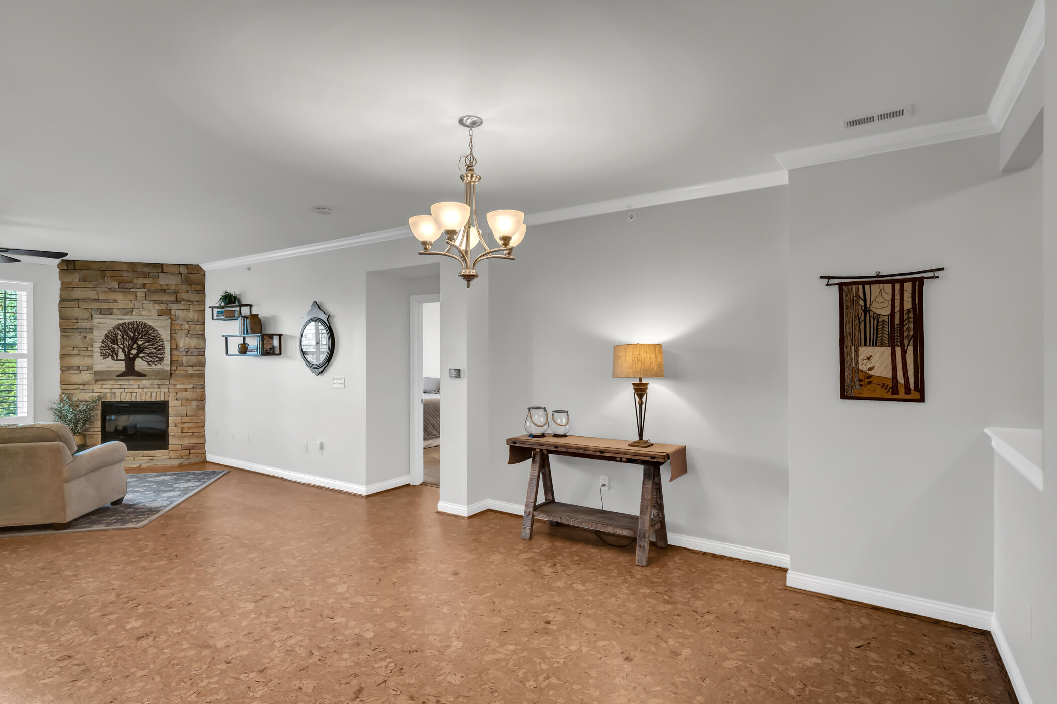 422 Riverpointe Drive, 2