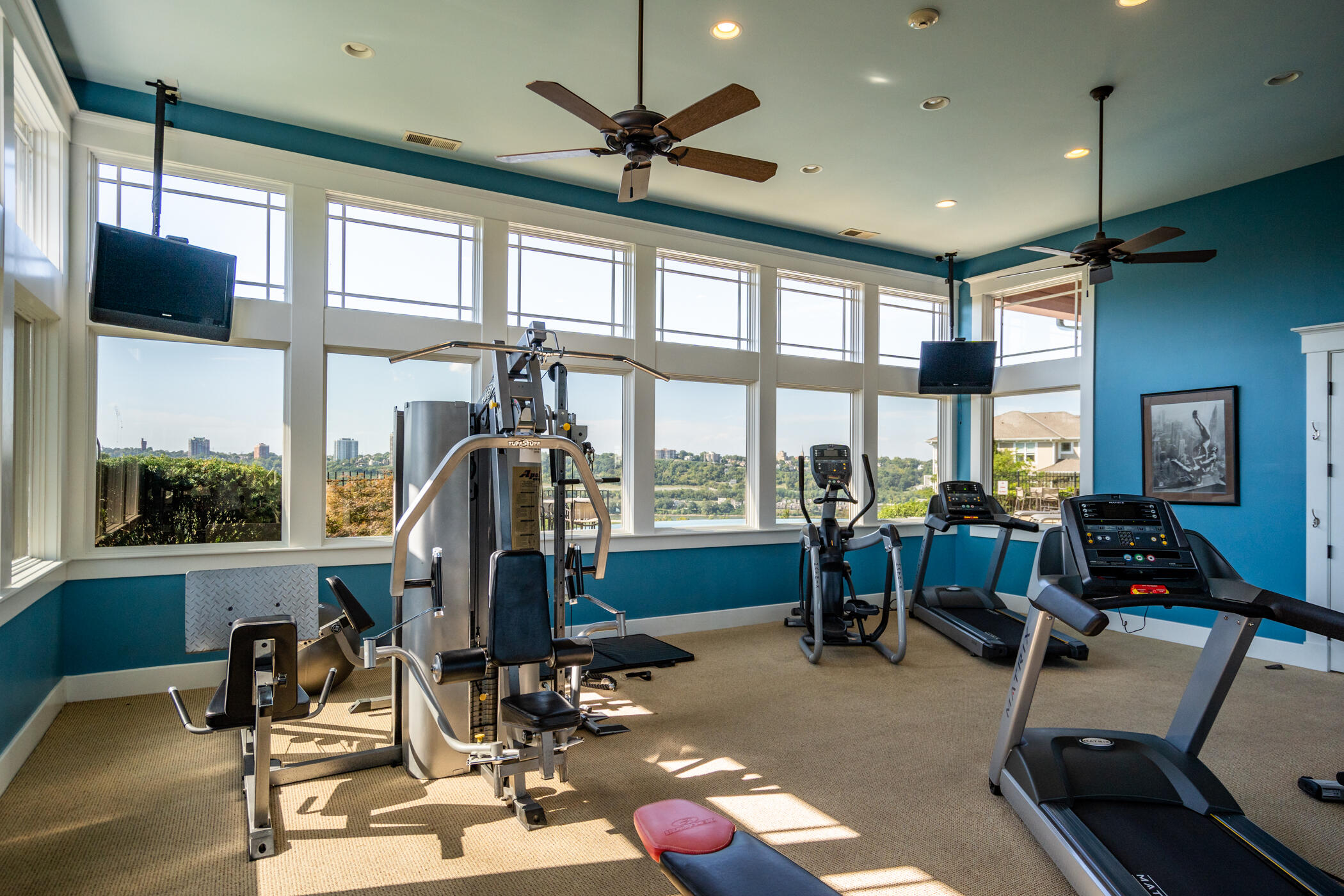 422 Riverpointe Drive, 2