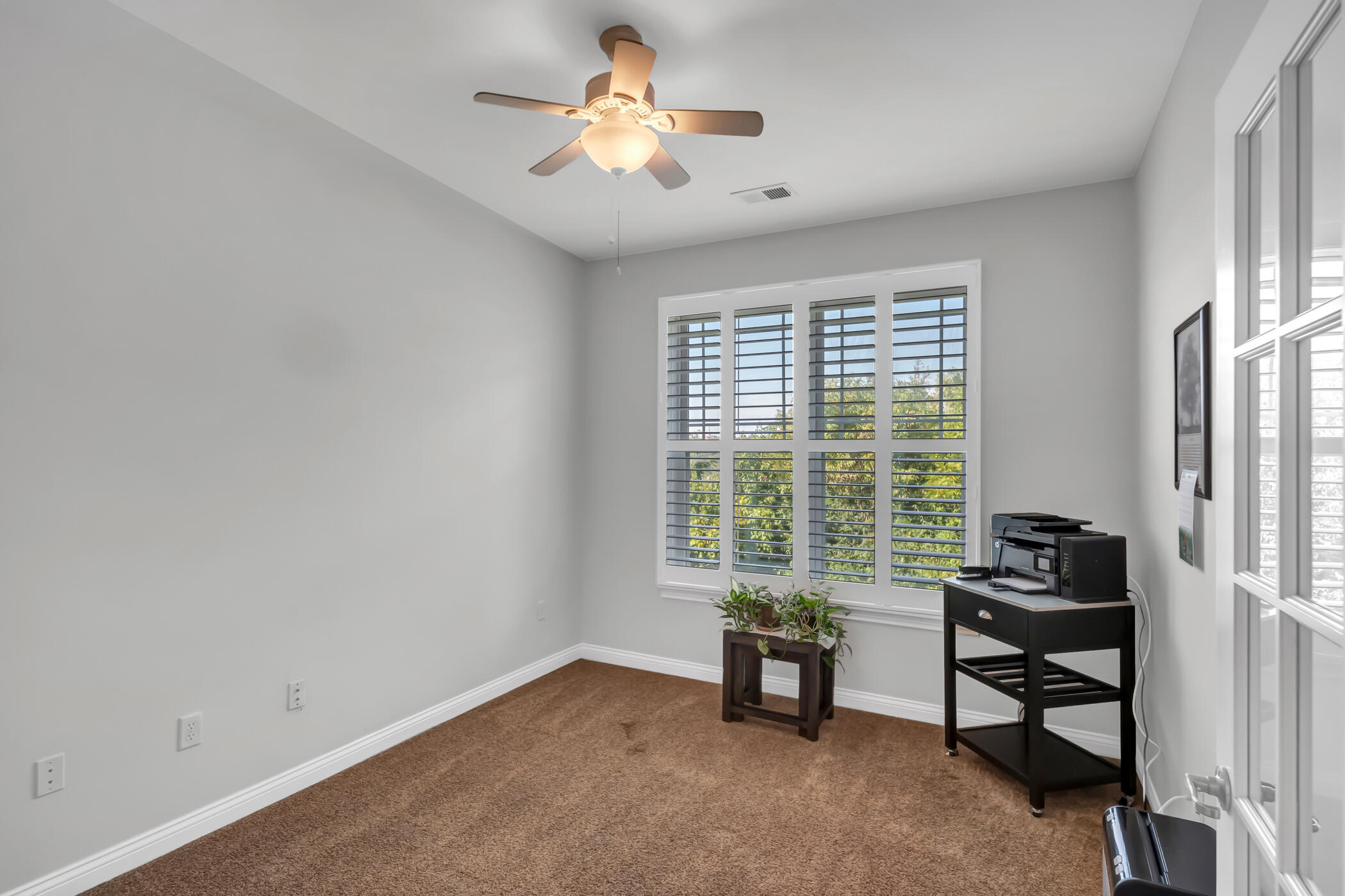 422 Riverpointe Drive, 2