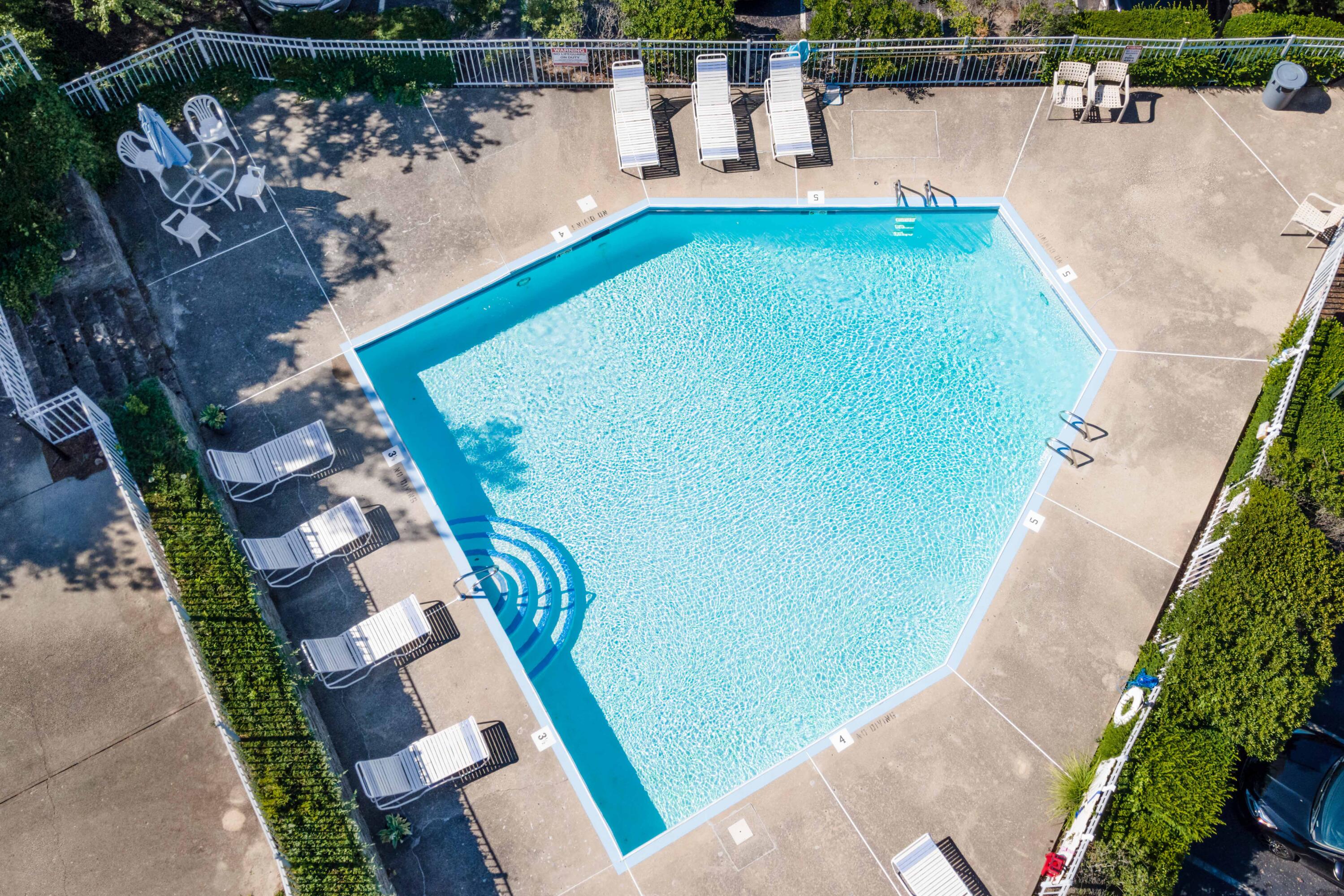 170 Bellepointe Commons