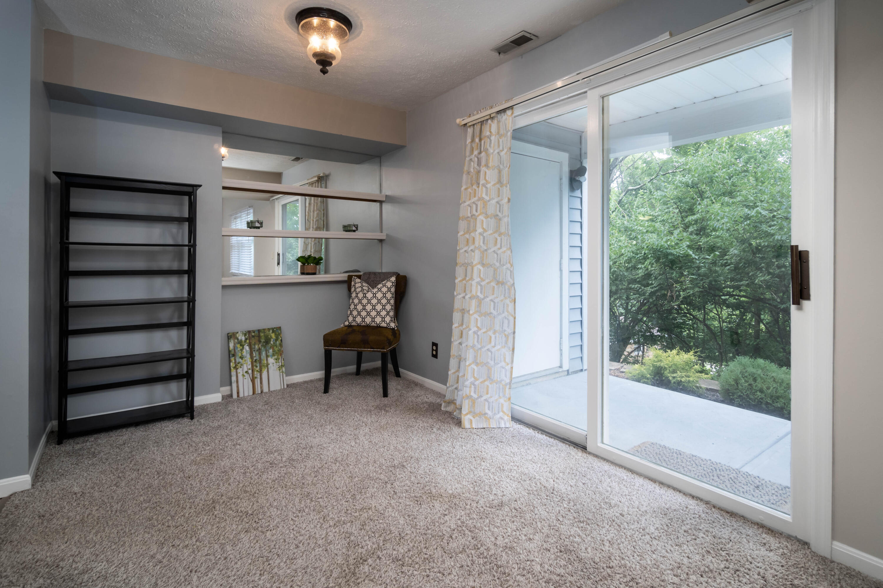 170 Bellepointe Commons