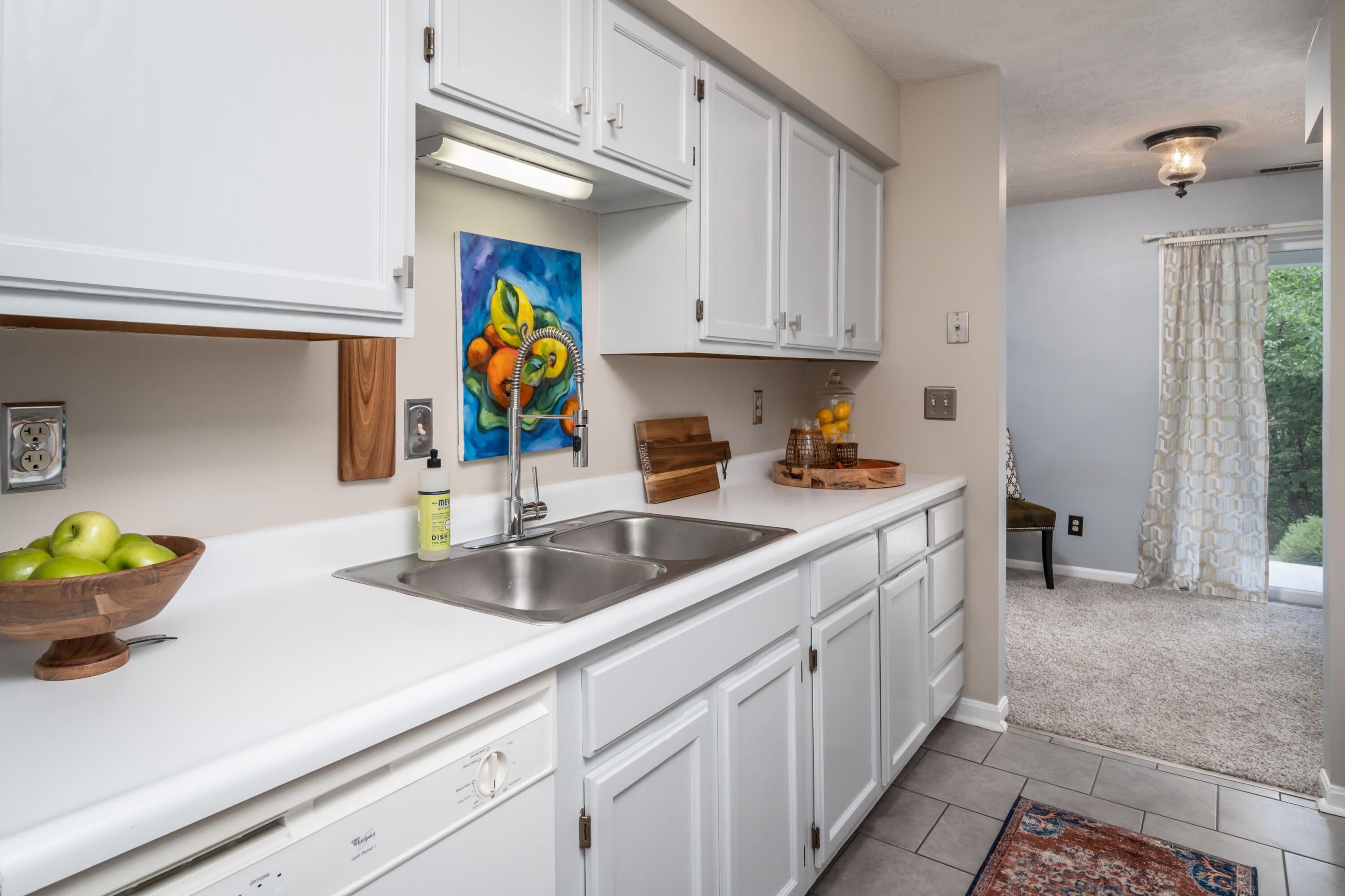 170 Bellepointe Commons