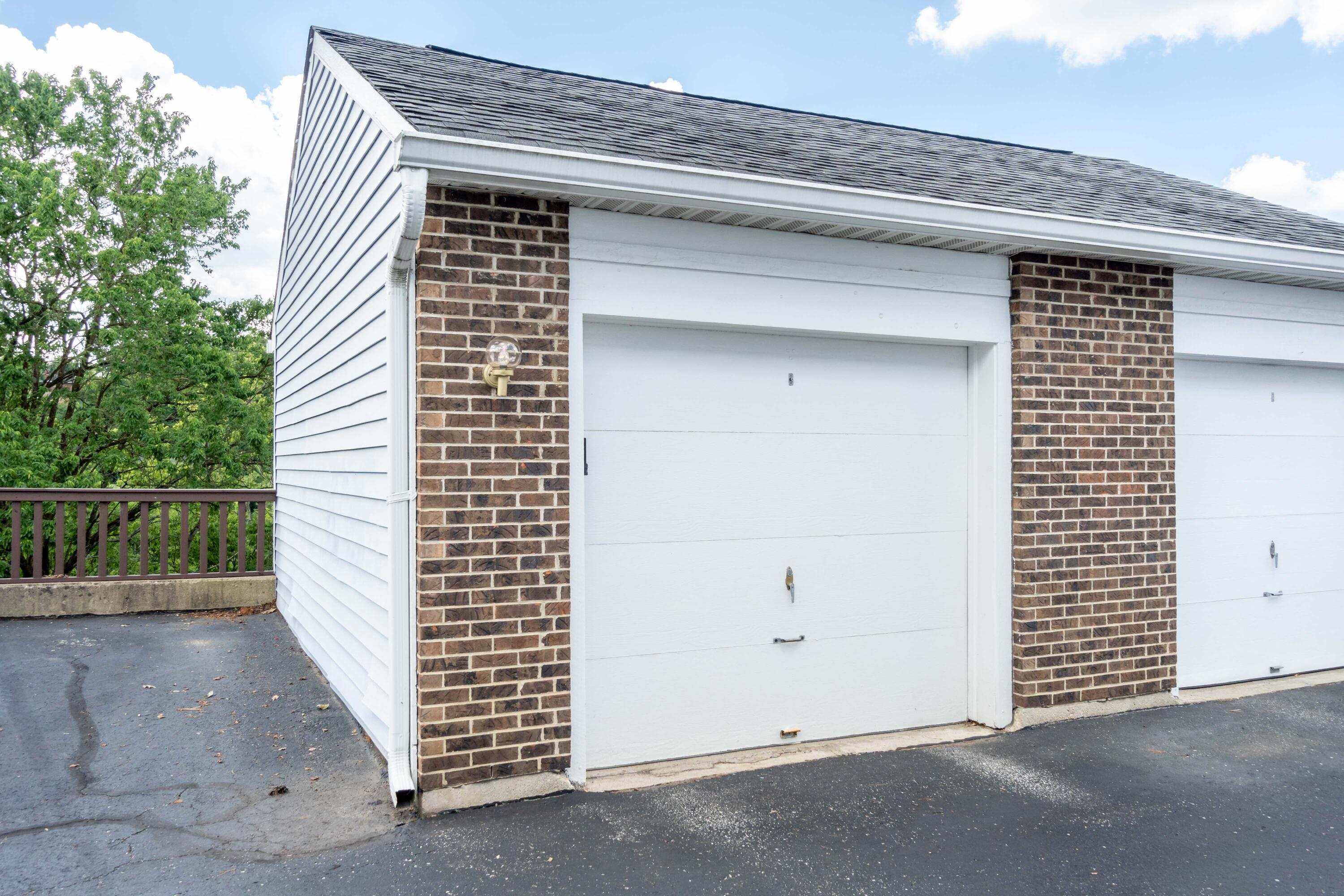 170 Bellepointe Commons