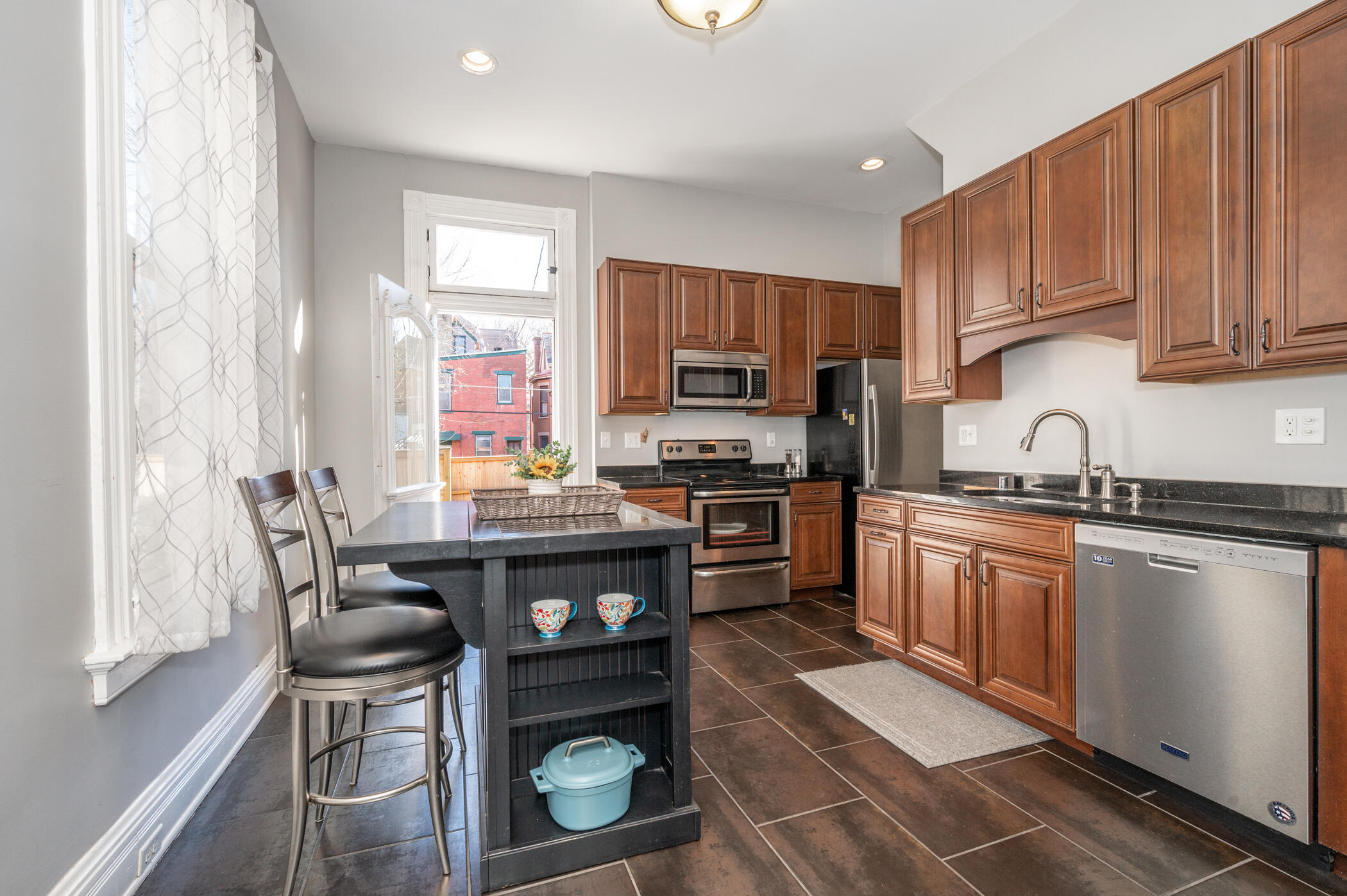 532 Lexington Avenue