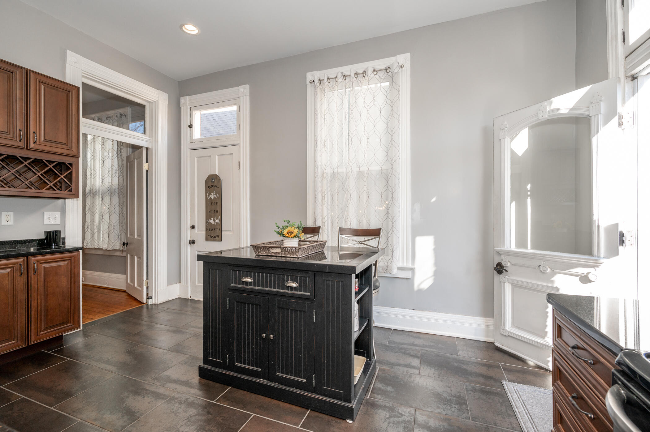 532 Lexington Avenue