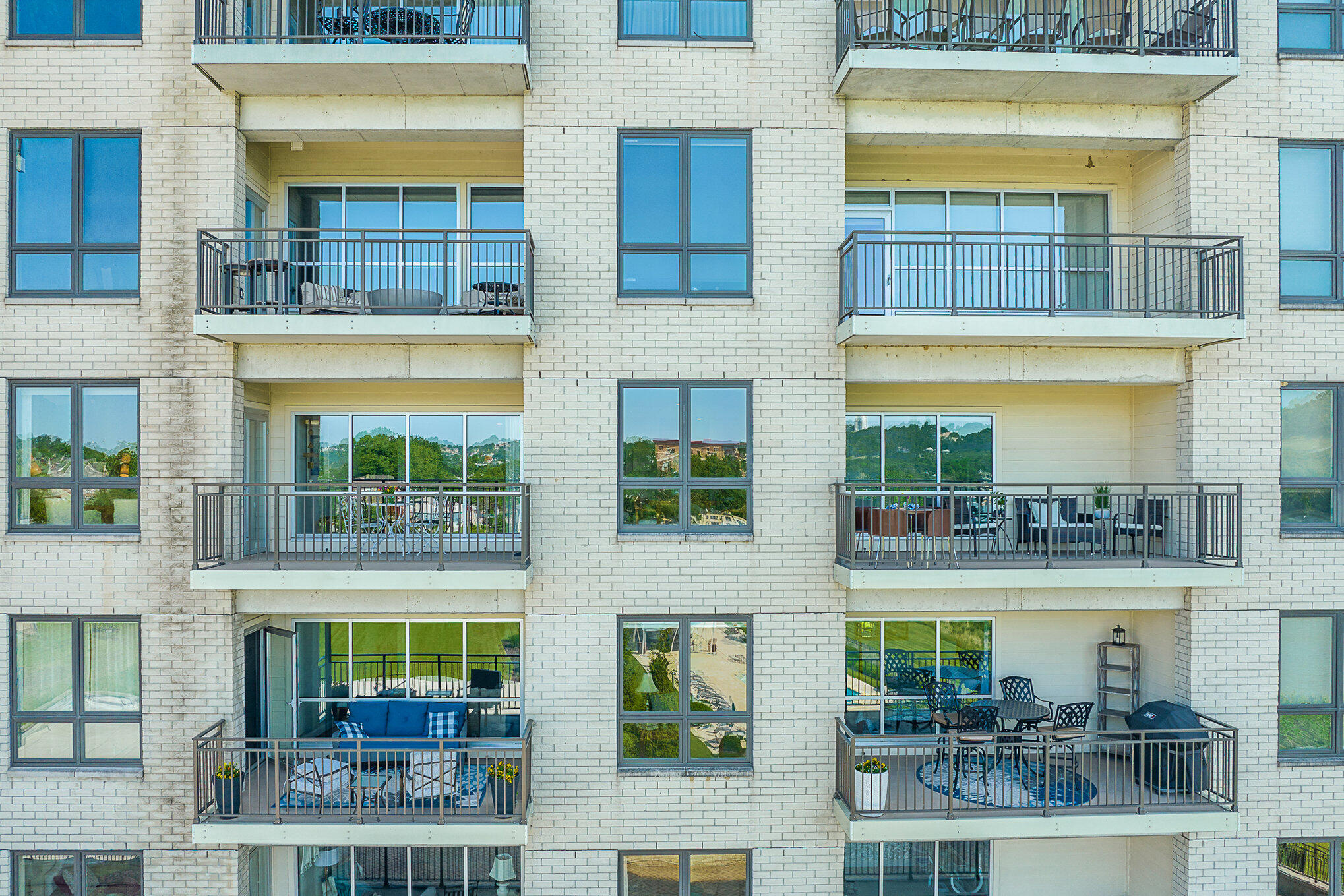 101 Harbor Greene Drive, W505