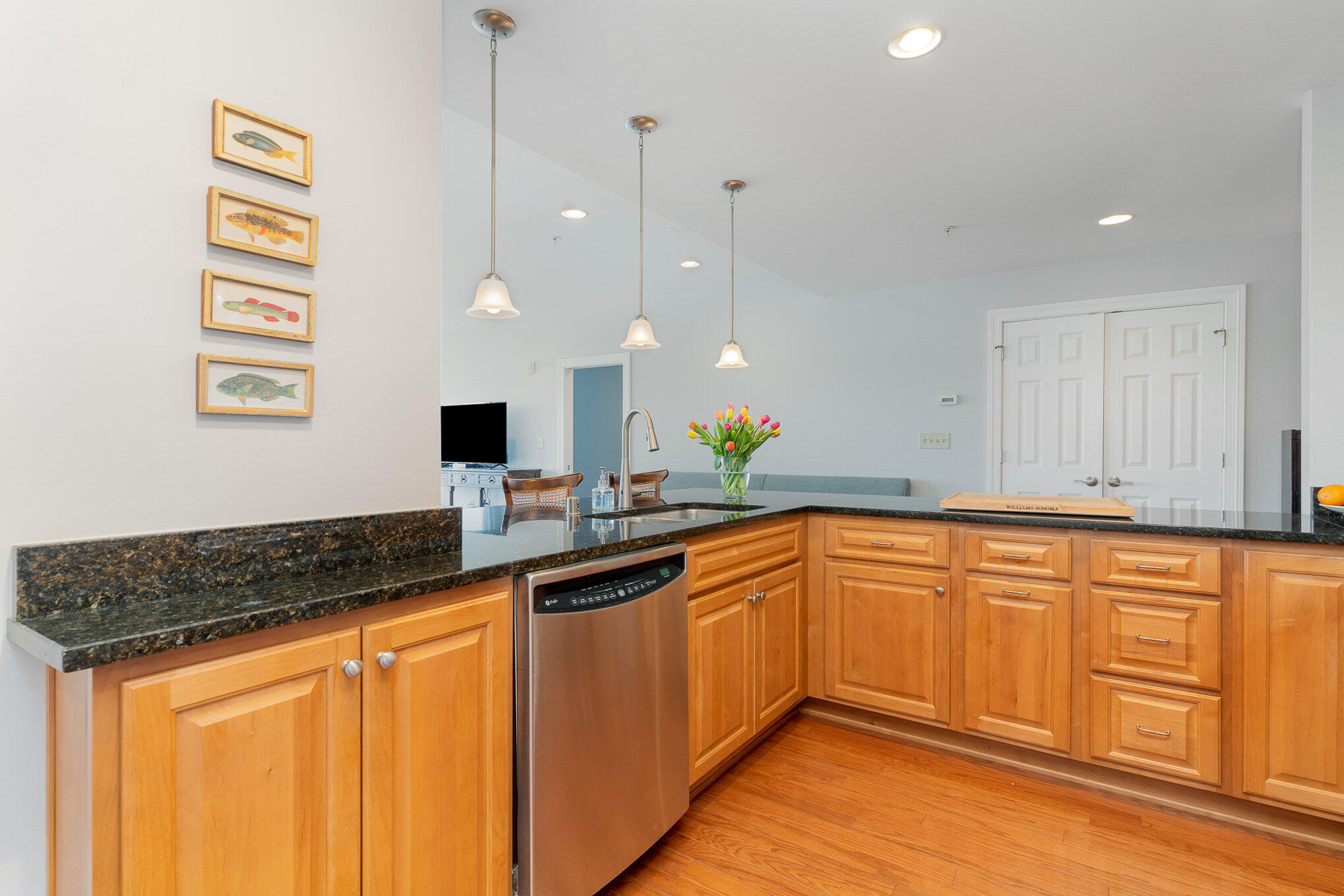 101 Harbor Greene Drive, W505