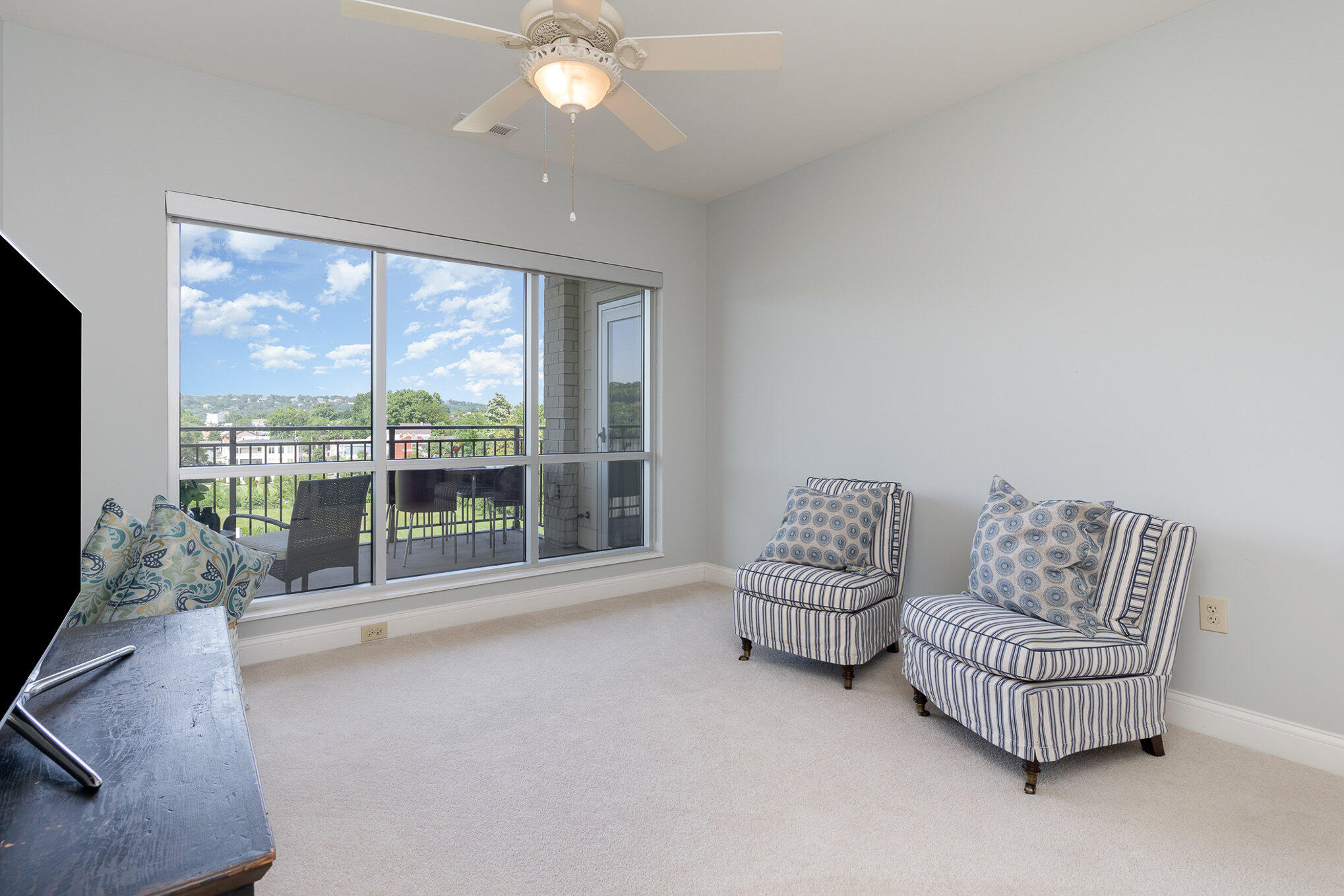 101 Harbor Greene Drive, W505