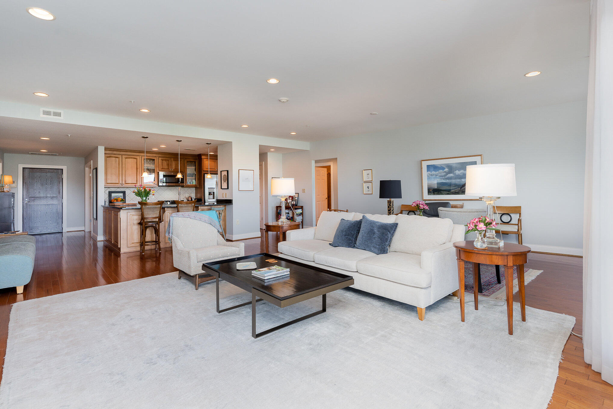 101 Harbor Greene Drive, W505