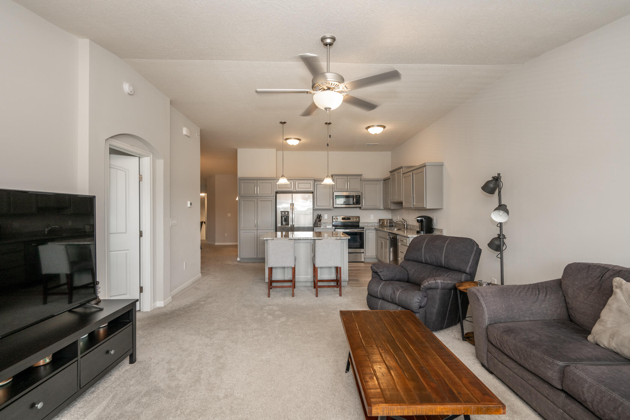 7408 Ravens Run, 18-303