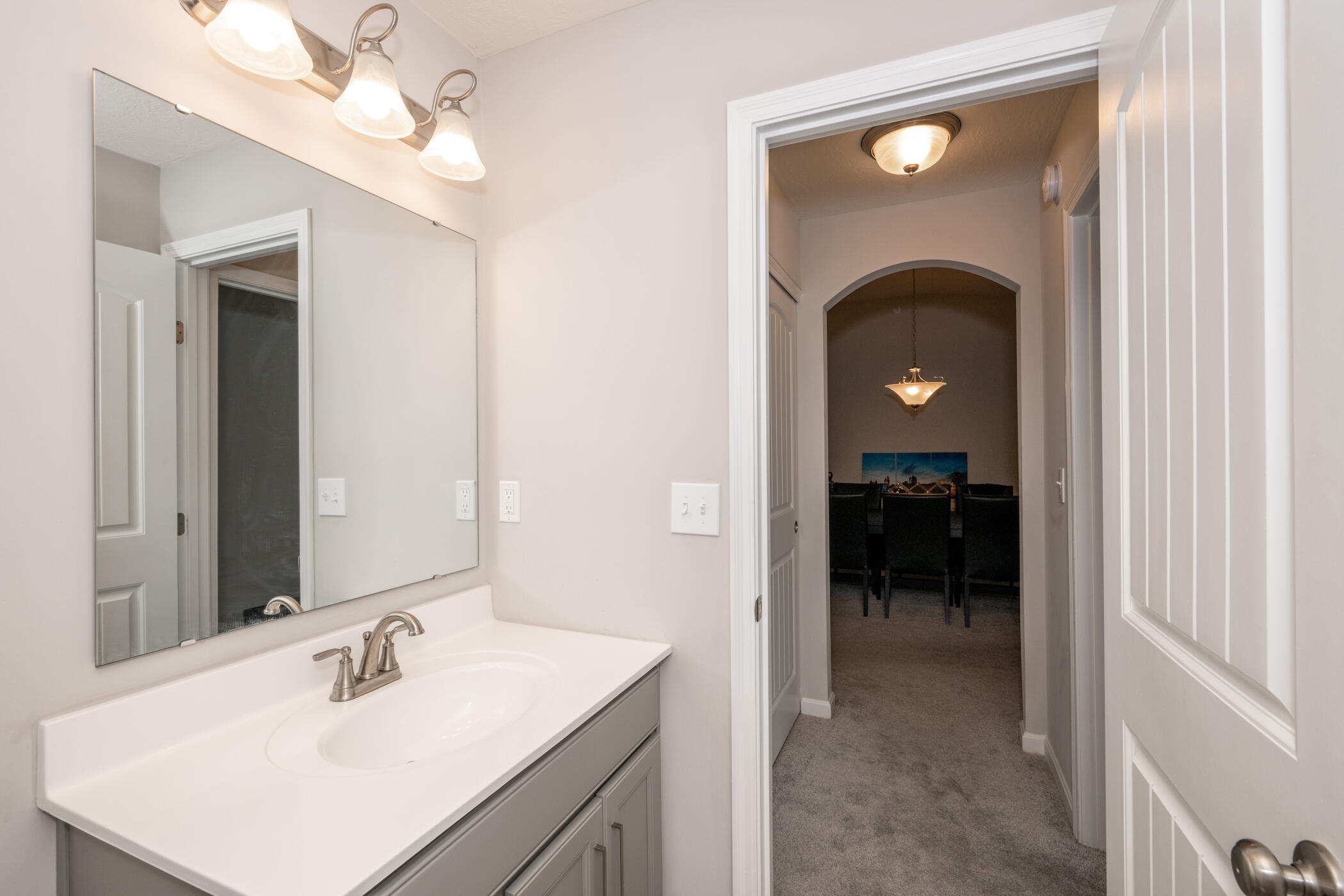 7408 Ravens Run, 18-303