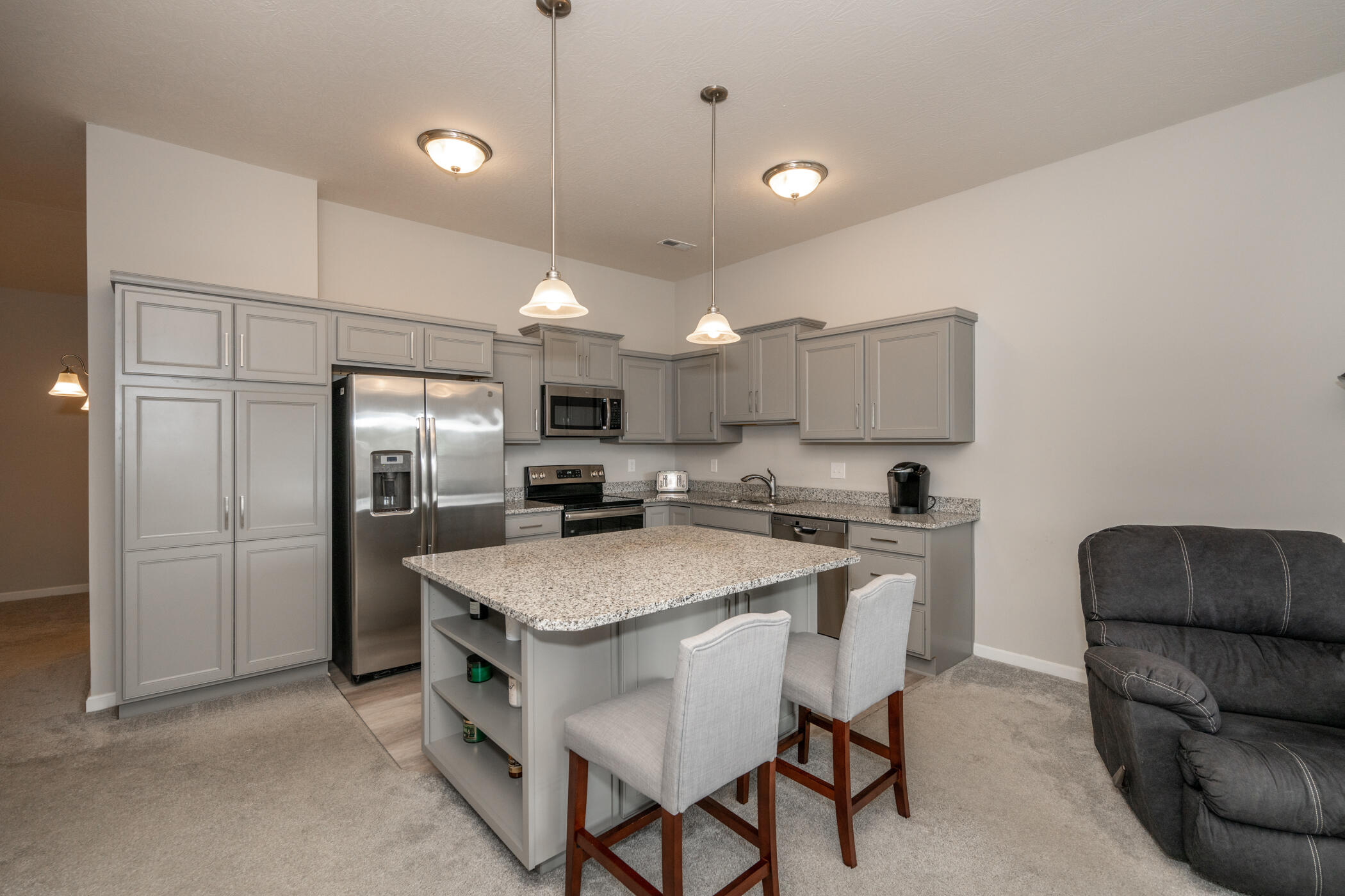 7408 Ravens Run, 18-303