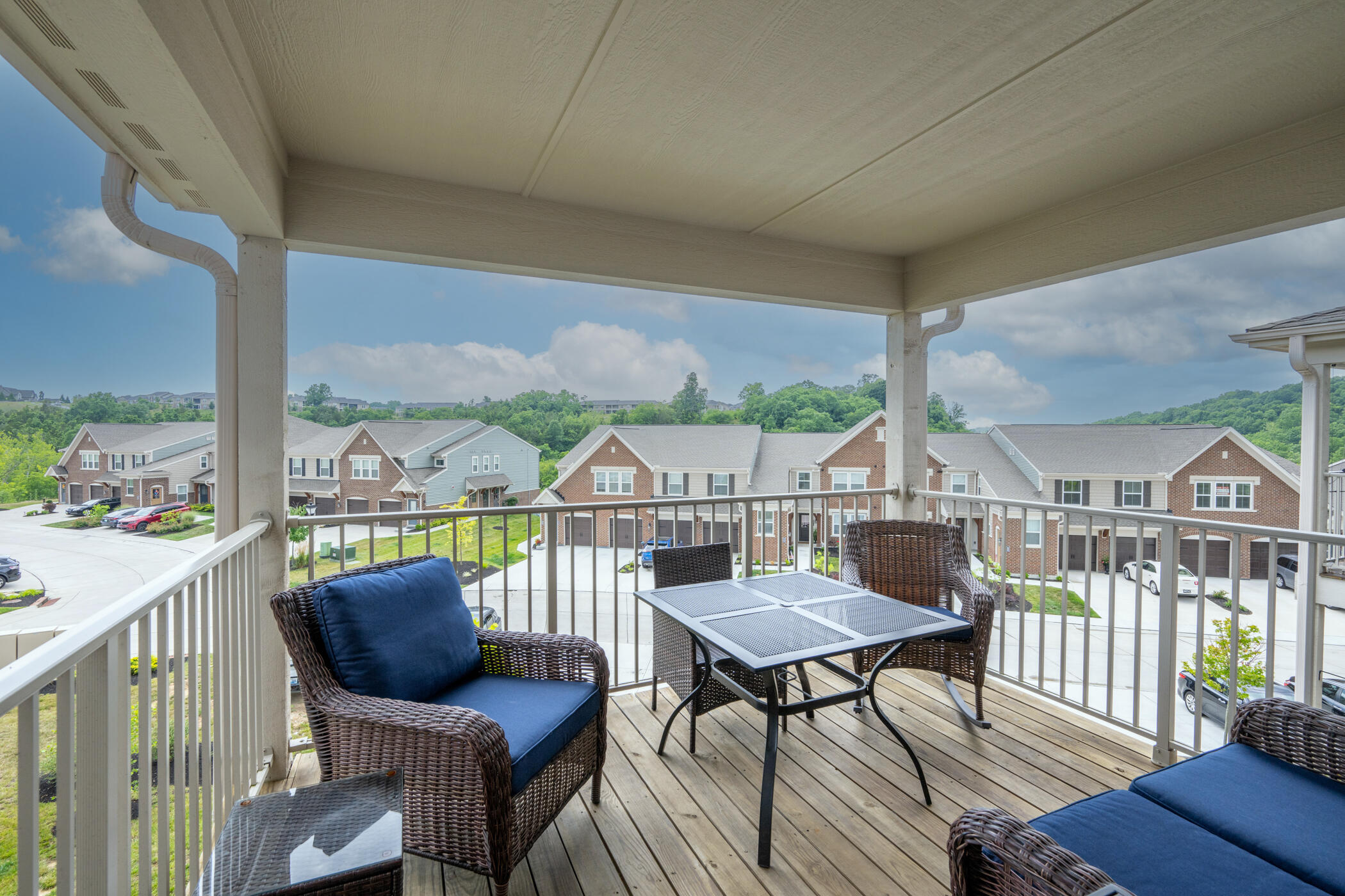 7408 Ravens Run, 18-303