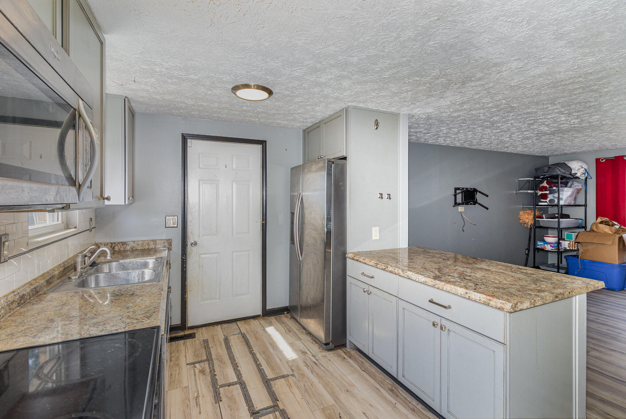 6384 Briargate Drive