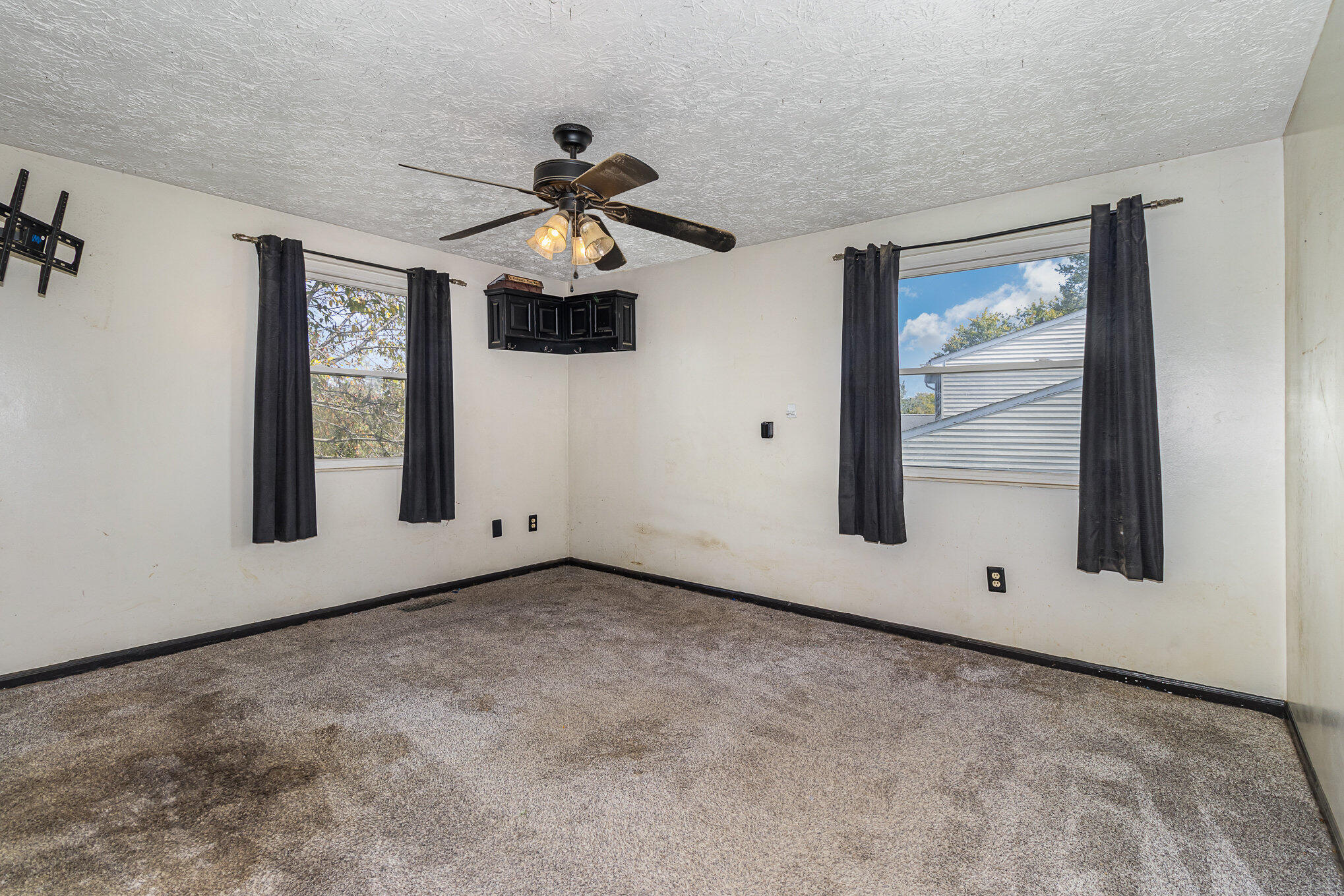 6384 Briargate Drive