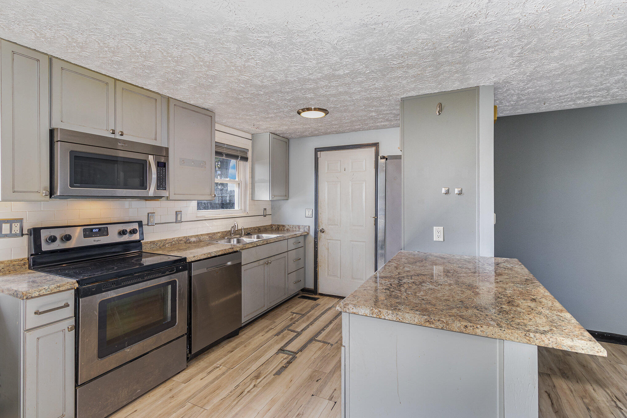 6384 Briargate Drive