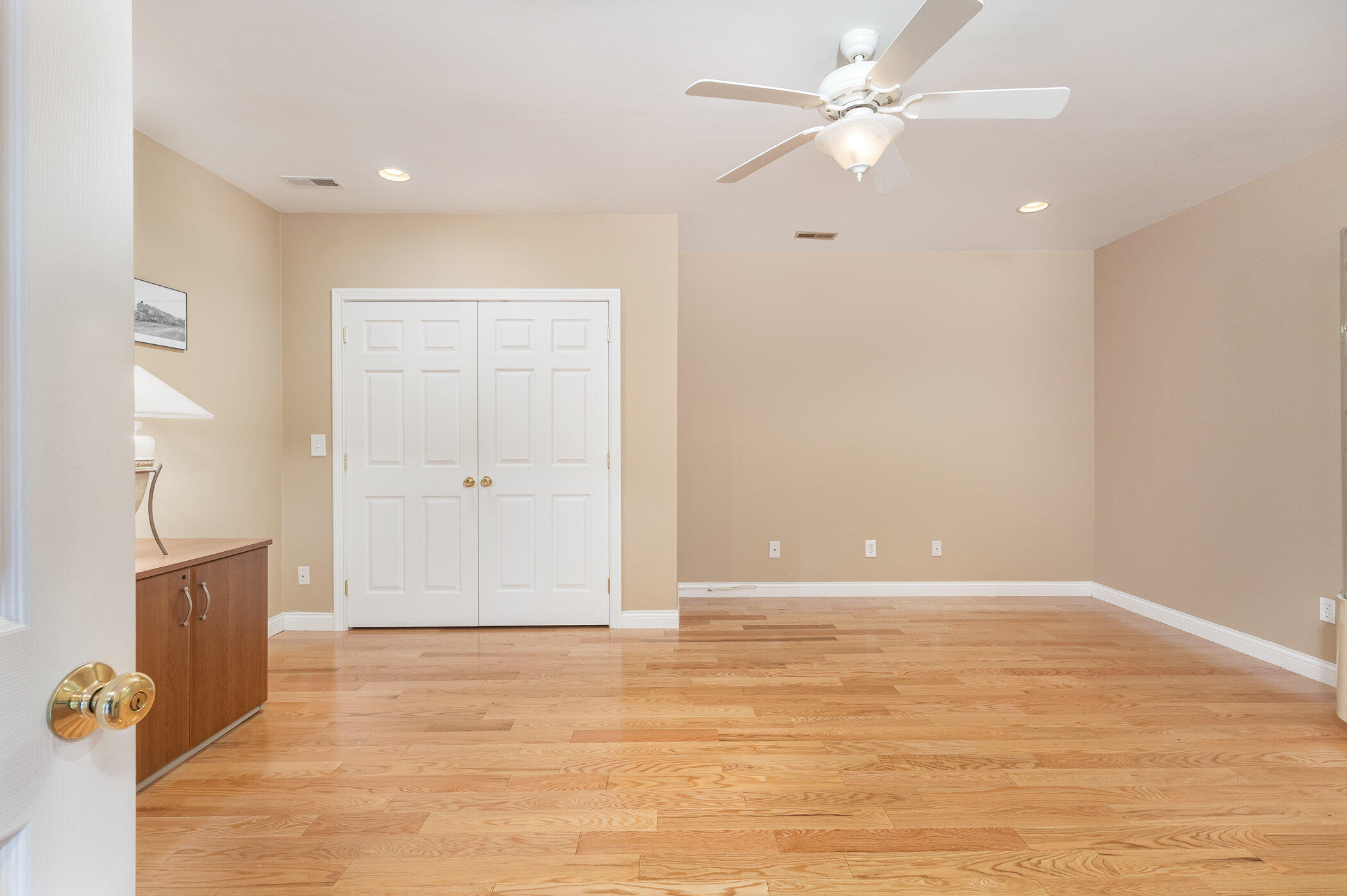 2215 Scheper Court