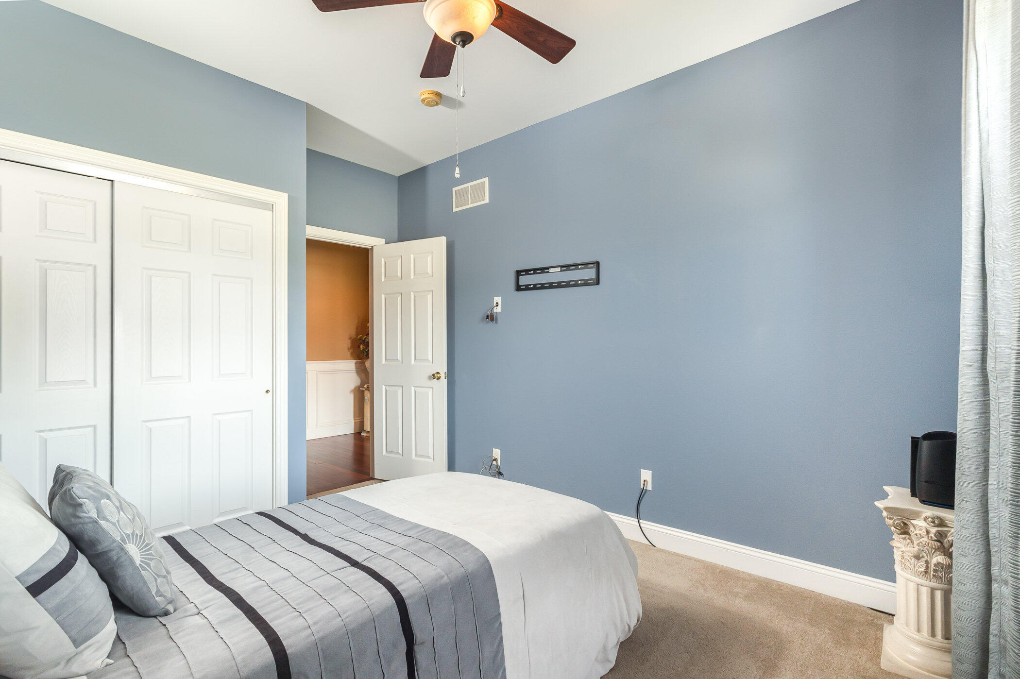 2215 Scheper Court