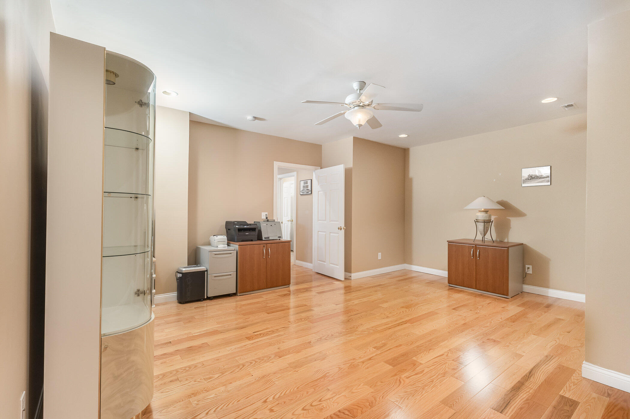 2215 Scheper Court