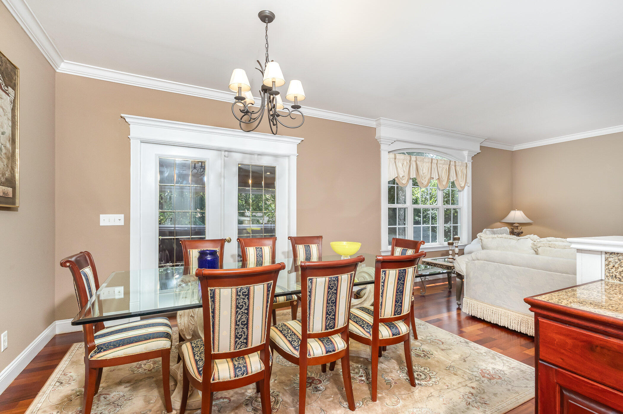 2215 Scheper Court