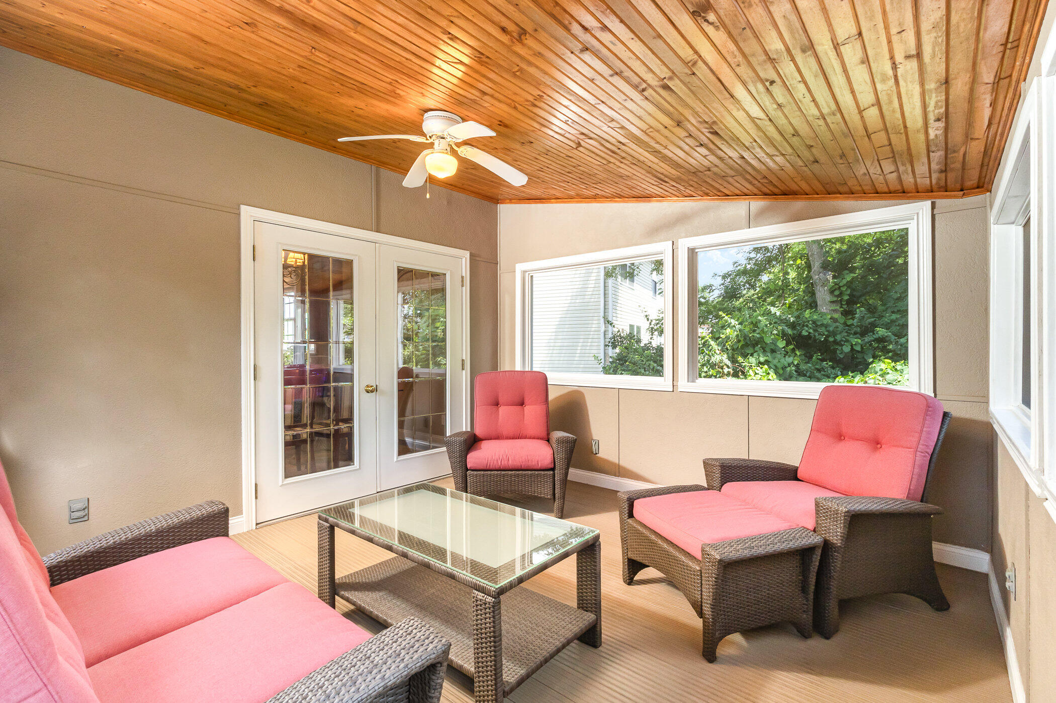 2215 Scheper Court