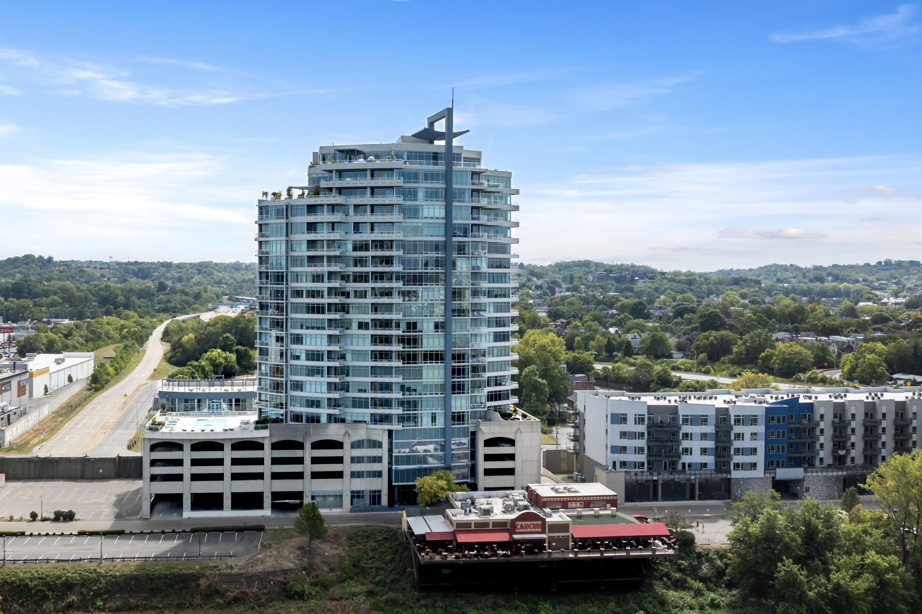 400 Riverboat Row, 603